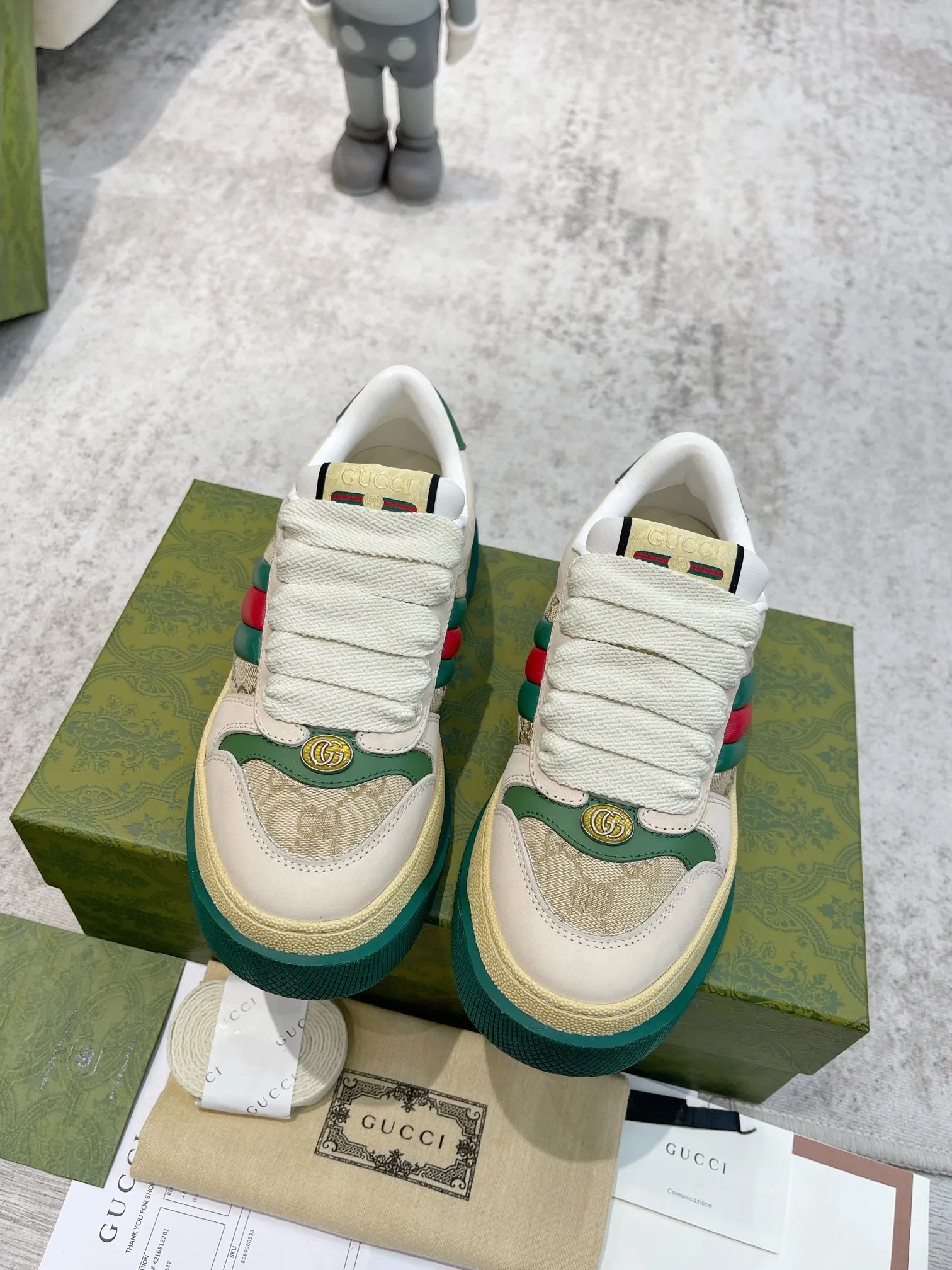 👟👟Ex-factory price 660👟👟Gucci's latest chubby thick-soled dirty shoes~~couple casual shoes, 6cm height-increasing shoes~~ The upper is stained cowhide stitched with classic double G cloth fabric, the terry cloth is delicate and sweat-absorbent and breathable, the foot pad is integrated with latex injection molding, 6cm thick T👟👟Ex-factory price U two-color sole✅ 35-40